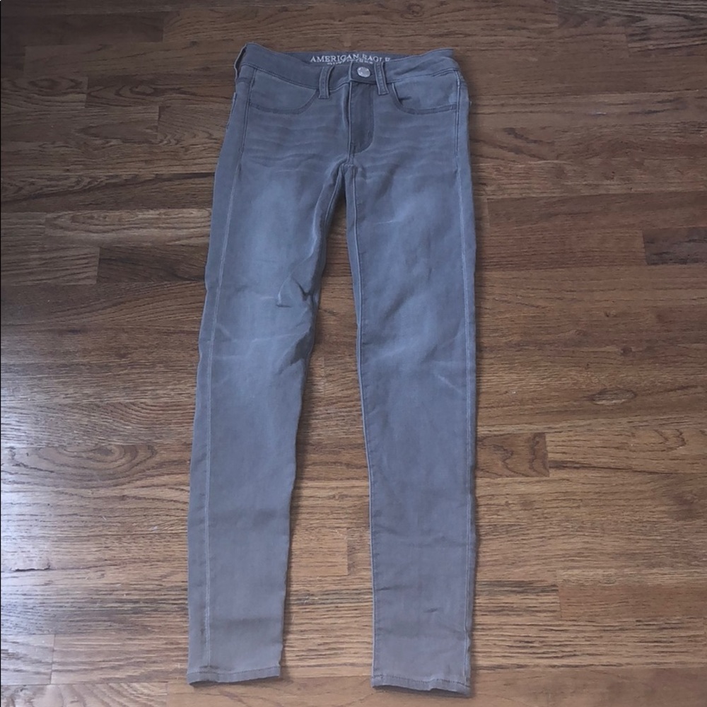 American Eagle Grey Skinny Jean Jeggings